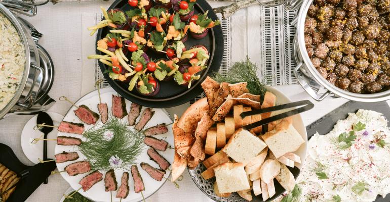 chowgirls catering table spread